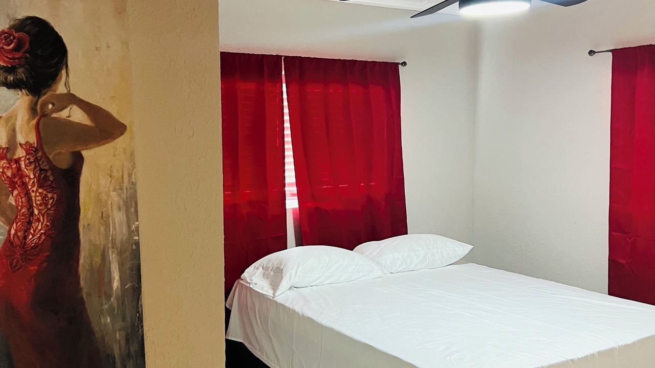 Photo of Bedroom in Orlovista