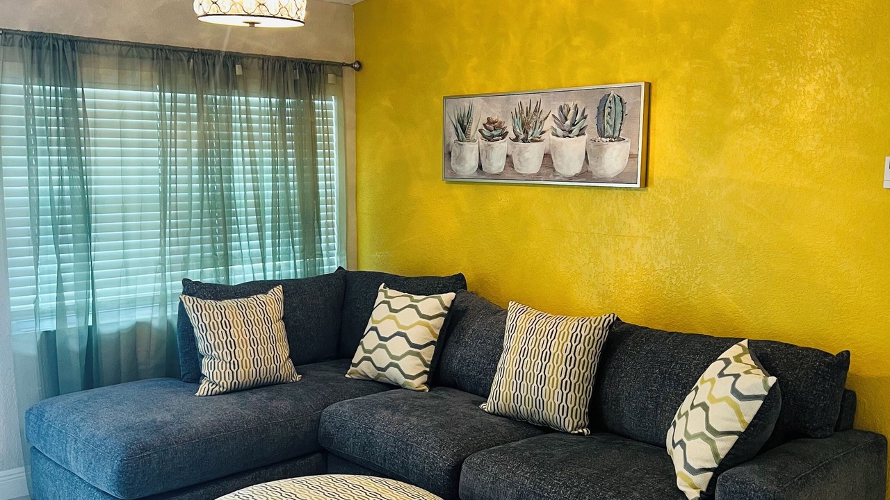 Photo of Livingroom in Orlovista