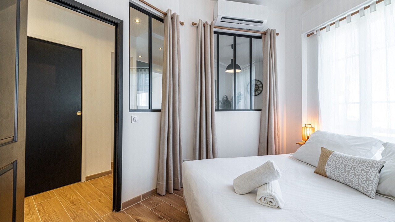 Photo of Bedroom in Liberation