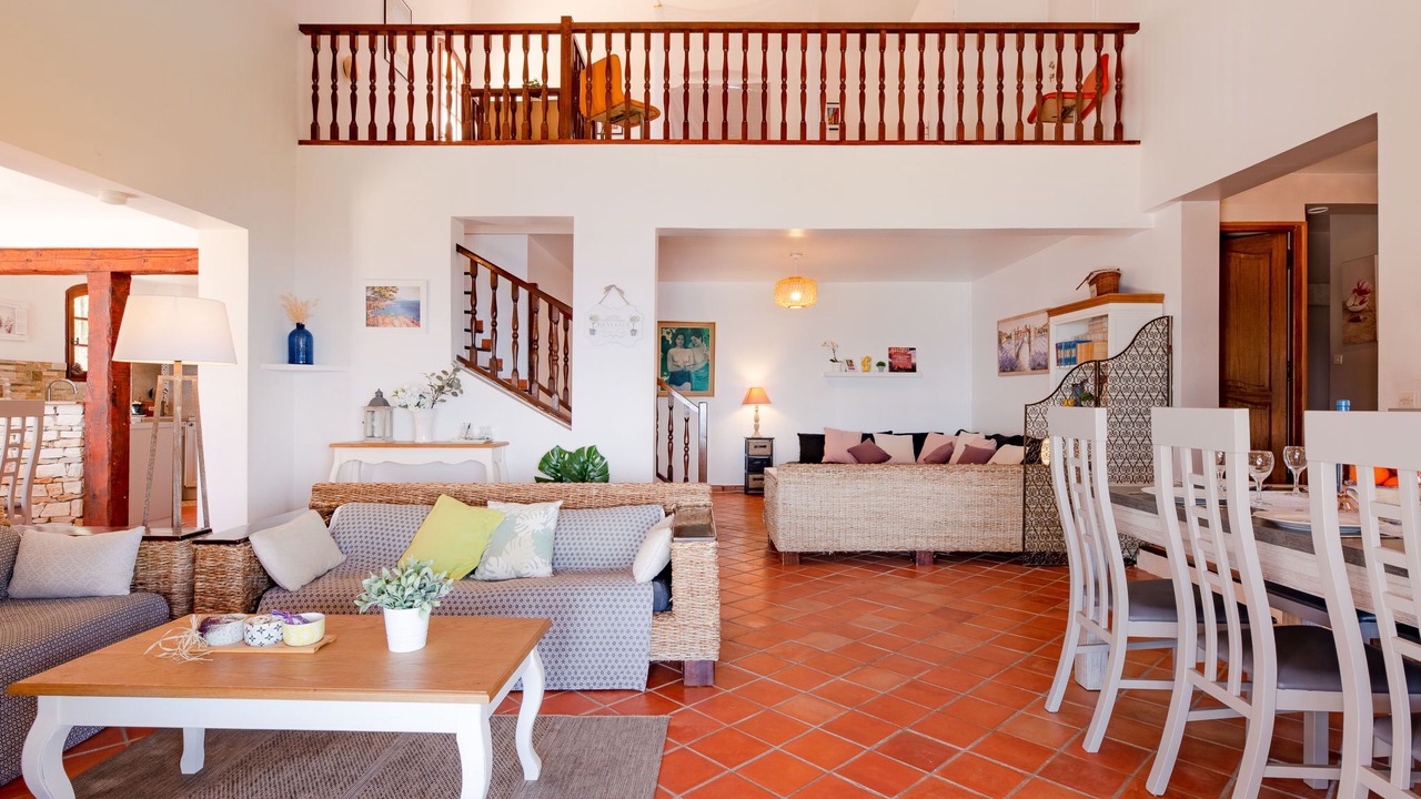 Photo of Livingroom in Espero-Pax