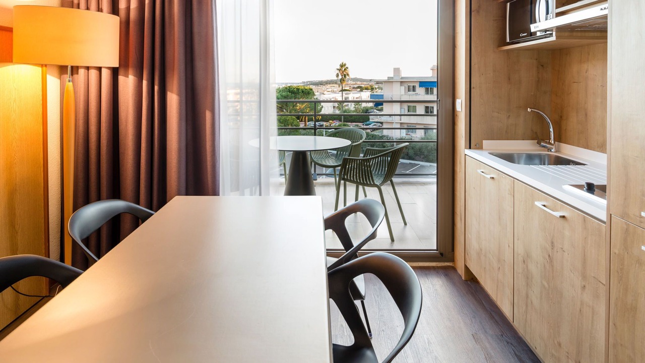 Photo of Bedroom in Plaine de la Brague
