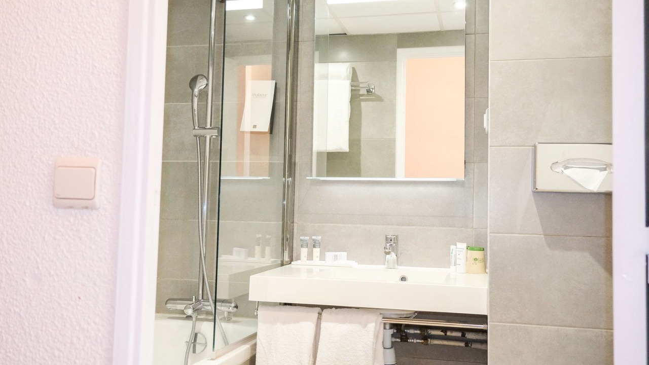 Photo of Bathroom in Plaine de la Brague