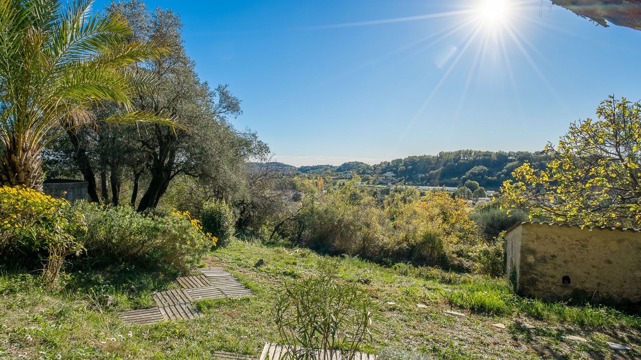 Photo of Others in Chateauneuf-Grasse