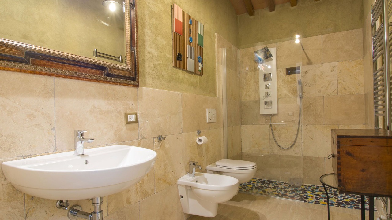 Photo of Bathroom in Cascine-La Croce
