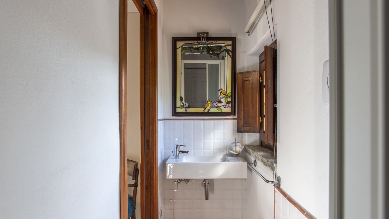 Photo of Bathroom in Margine Coperta-Traversagna