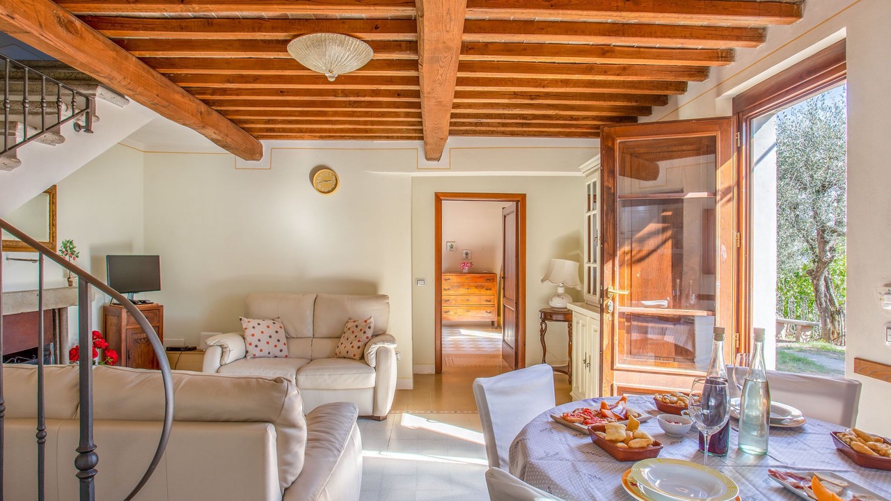 Photo of Livingroom in Margine Coperta-Traversagna