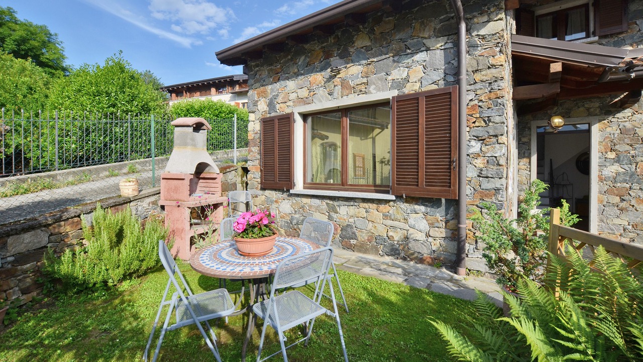 Photo of Outdoor in Colico Piano