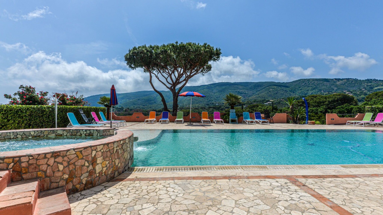 Photo of Outdoor in Naregno