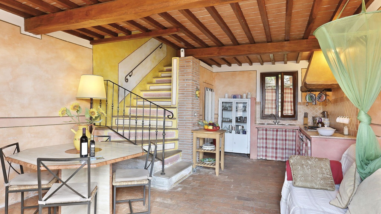 Photo of Bedroom in Buti