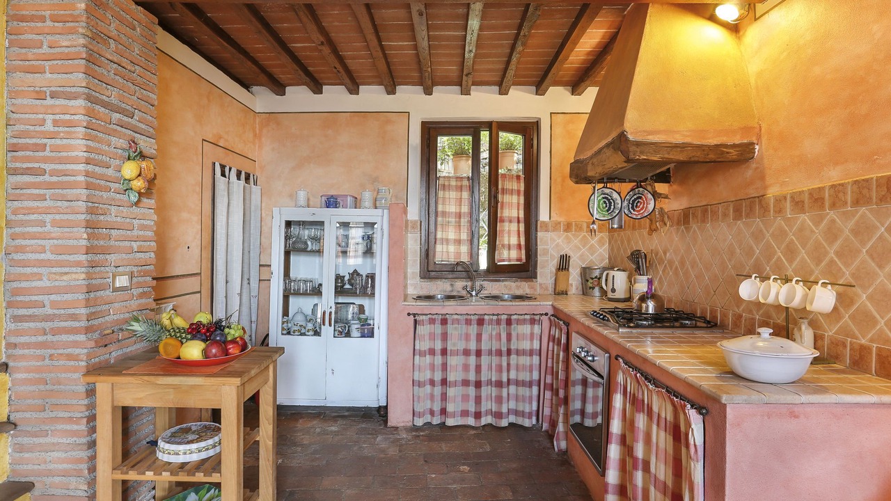 Photo of Bedroom in Buti