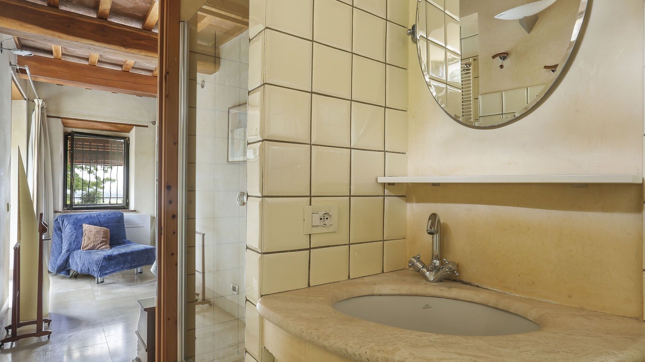 Photo of Bathroom in Cascine-La Croce
