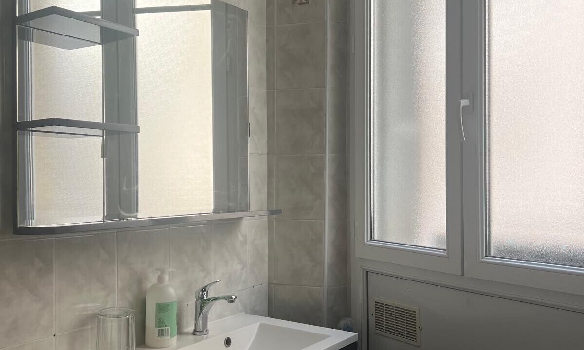 Photo of Bathroom in Liberation
