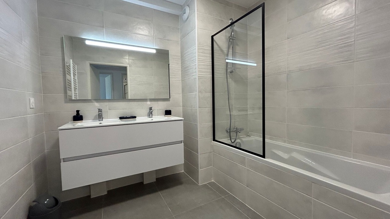 Photo of Bathroom in Saint Antoine
