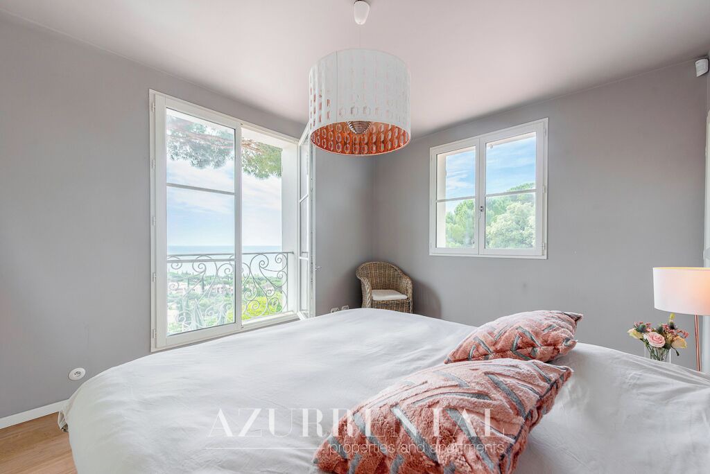 Photo of Bedroom in La Nartelle