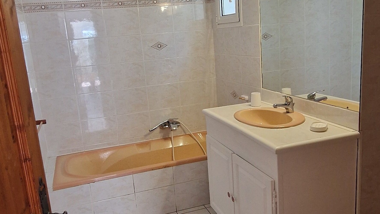 Photo of Bathroom in Berre-des-Alpes