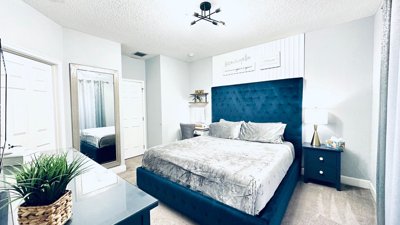 Photo of Bedroom in Silver Creek