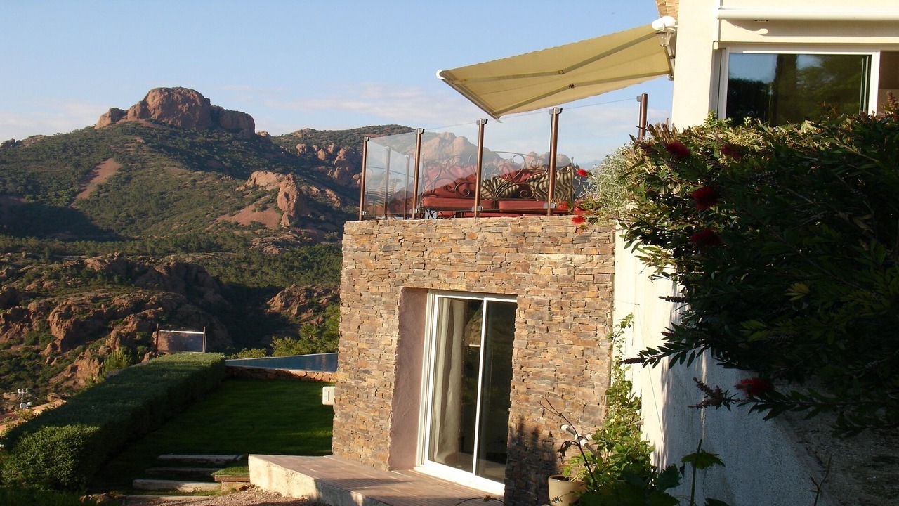 Photo of Outdoor in Antheor