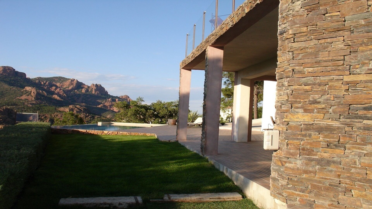 Photo of Outdoor in Antheor