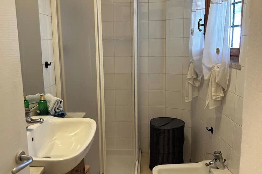 Photo of Bathroom in Aulla