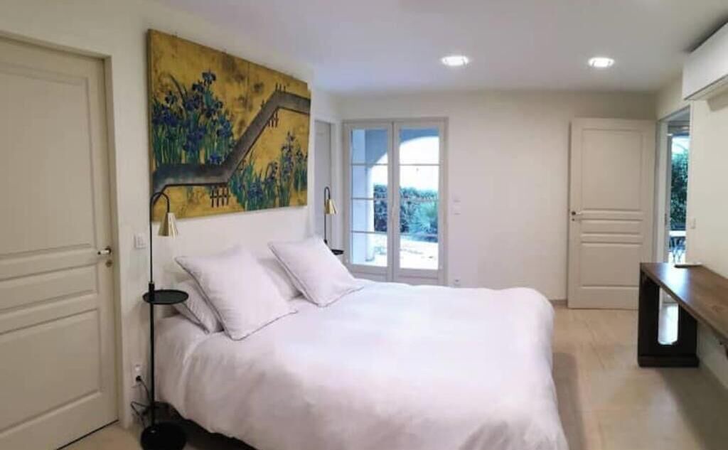 Photo of Bedroom in Saint-Laurent-du-Var