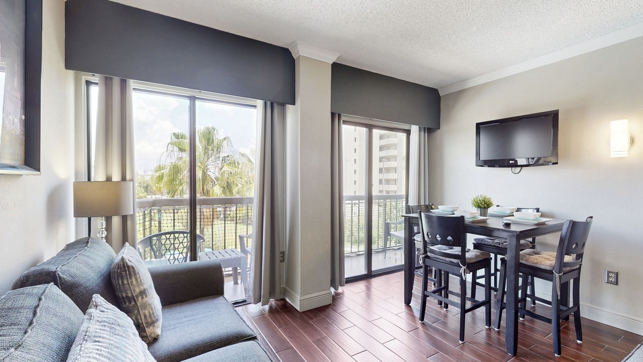 Photo of Livingroom in Southwest Orlando