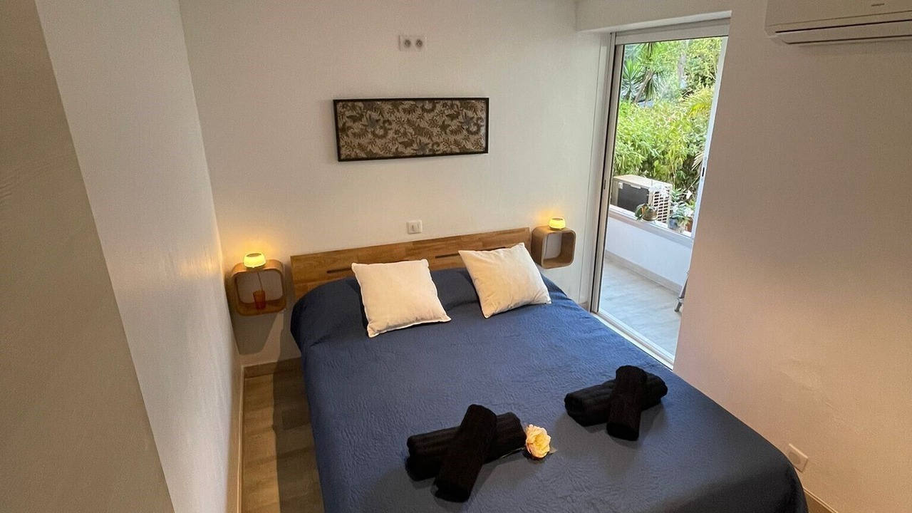 Photo of Bedroom in Cannes La Bocca