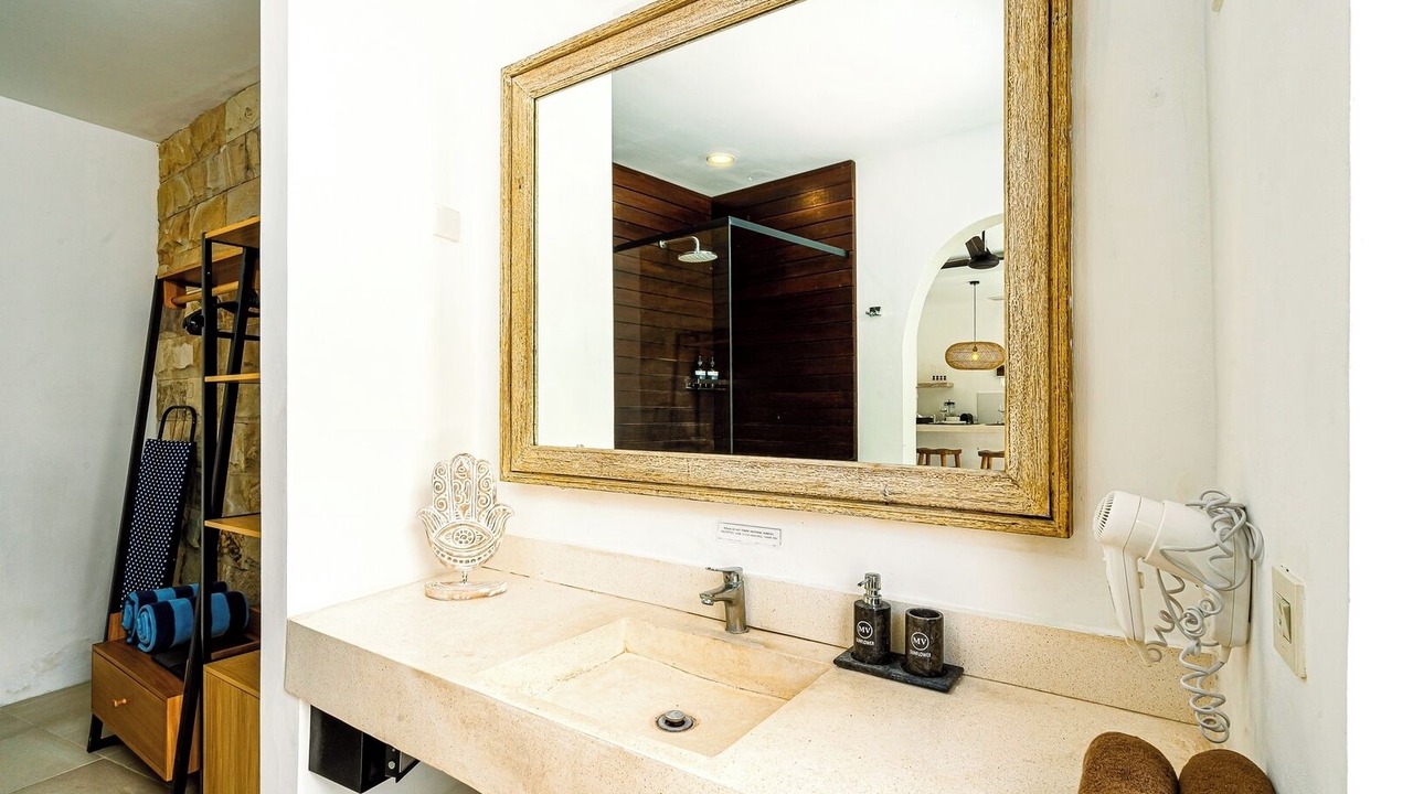 Photo of Bathroom in Padonan