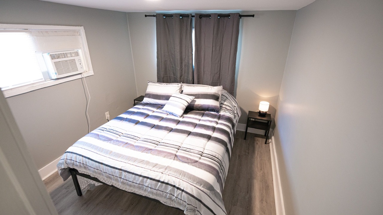 Photo of Bedroom in Lake Eola Heights