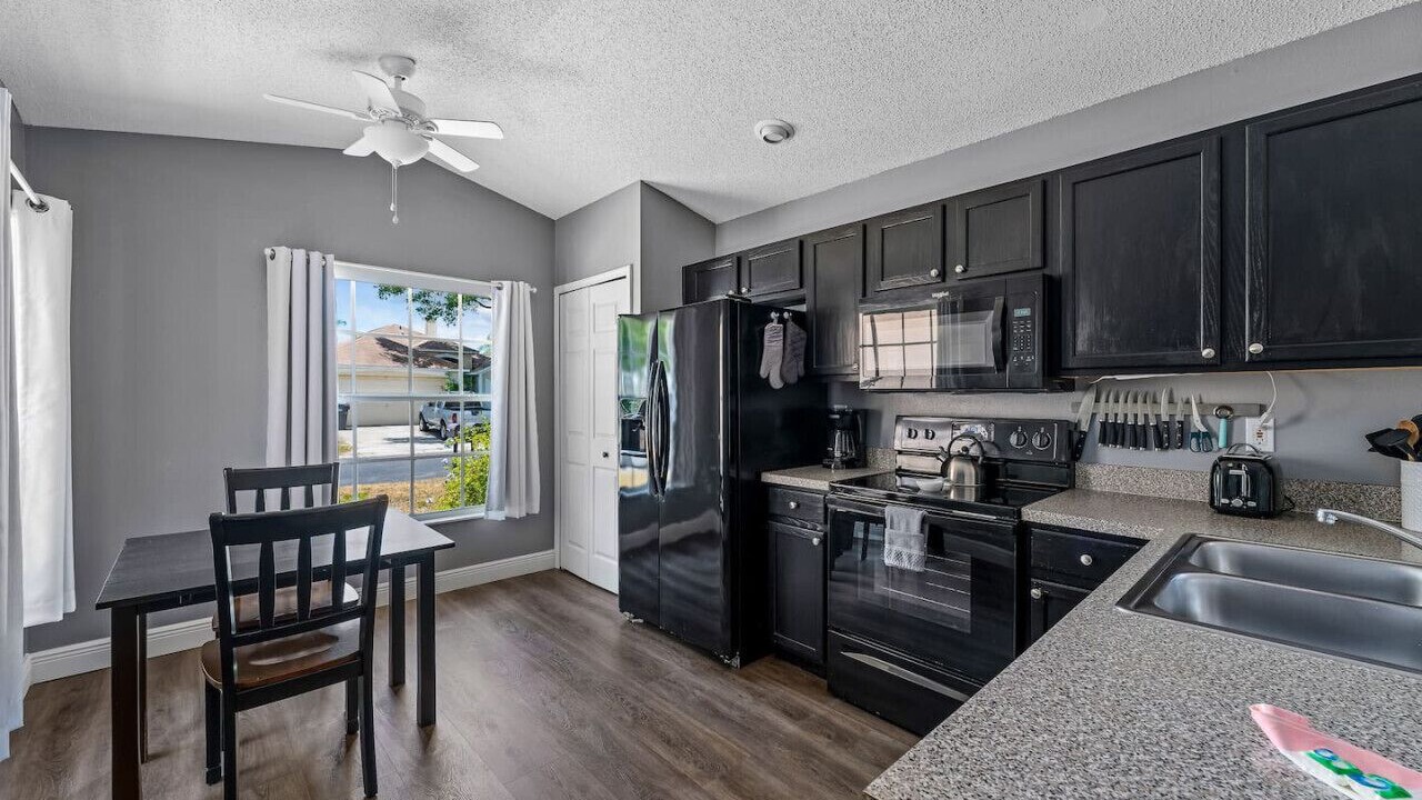 Photo of Kitchen in Ridgewood Lakes