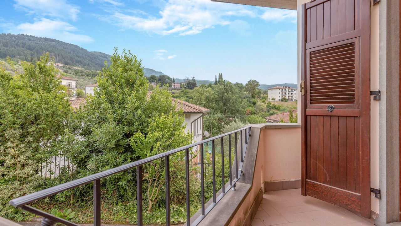 Photo of Bedroom in Fivizzano