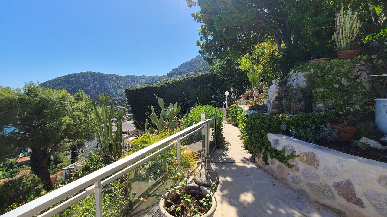 Photo of Outdoor in Eze