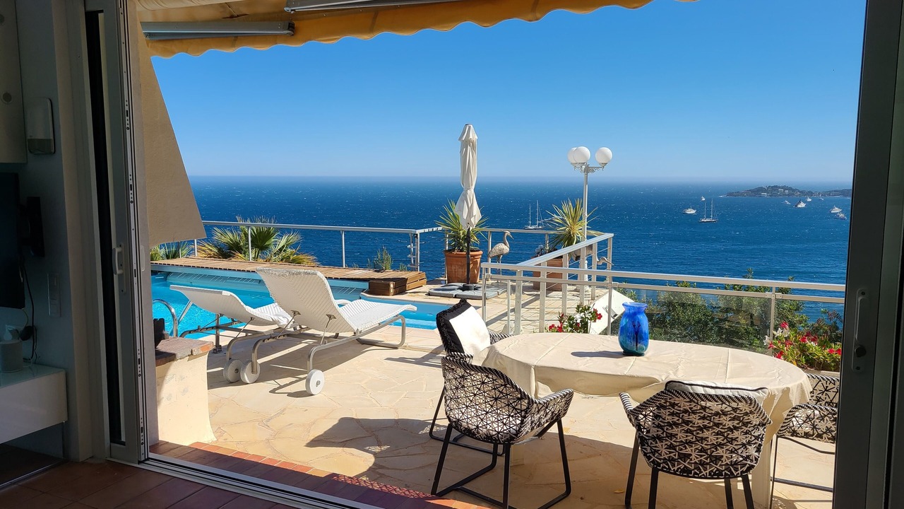 Photo of Others in Eze