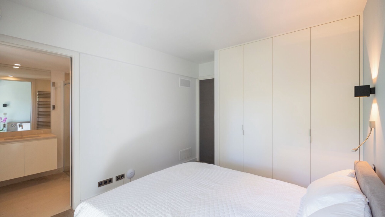 Photo of Bedroom in Cap-Ferrat