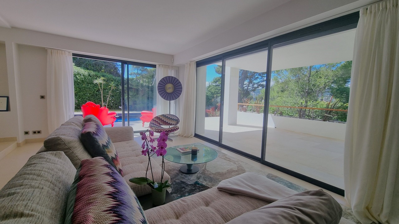 Photo of Livingroom in Cap-Ferrat