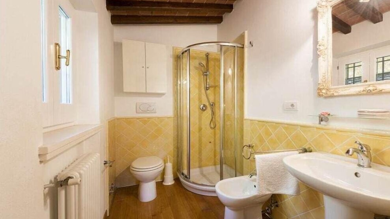 Photo of Bathroom in Montignoso
