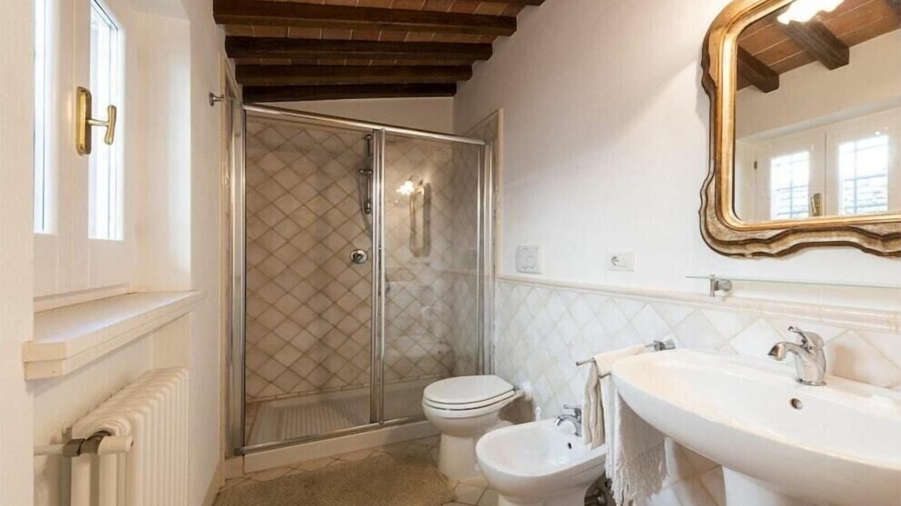 Photo of Bathroom in Montignoso