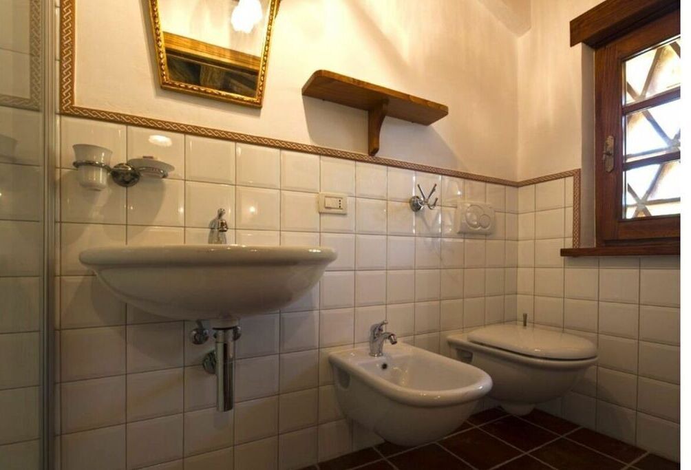 Photo of Bathroom in Camaiore