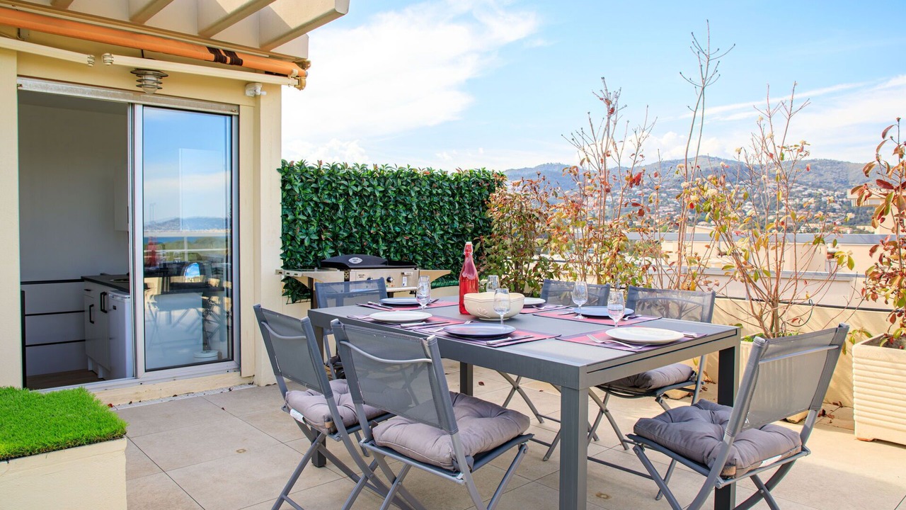 Photo of Patio Balcony in La Napoule