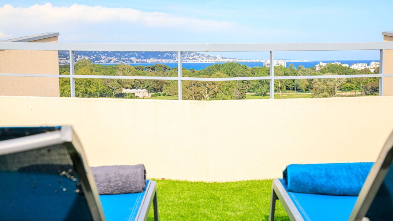 Photo of Patio Balcony in La Napoule