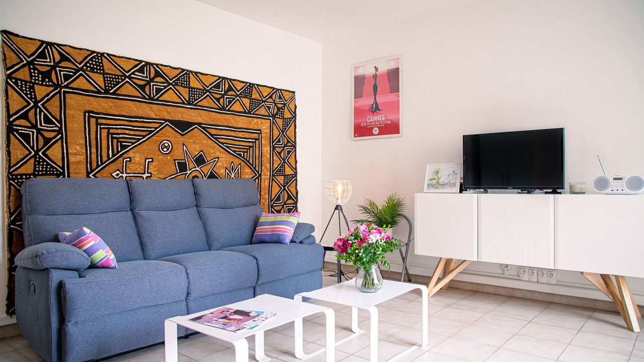 Photo of Livingroom in Prado - Republique