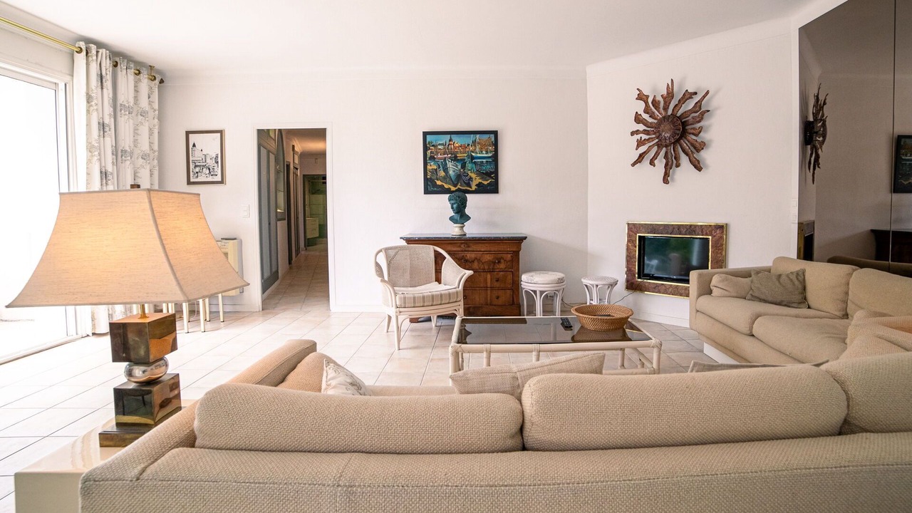 Photo of Livingroom in Riou - Petit Juas - Av de Grasse
