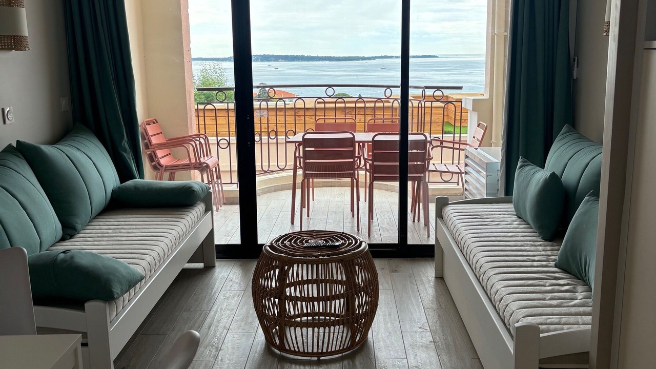 Photo of Livingroom in Cannes La Bocca