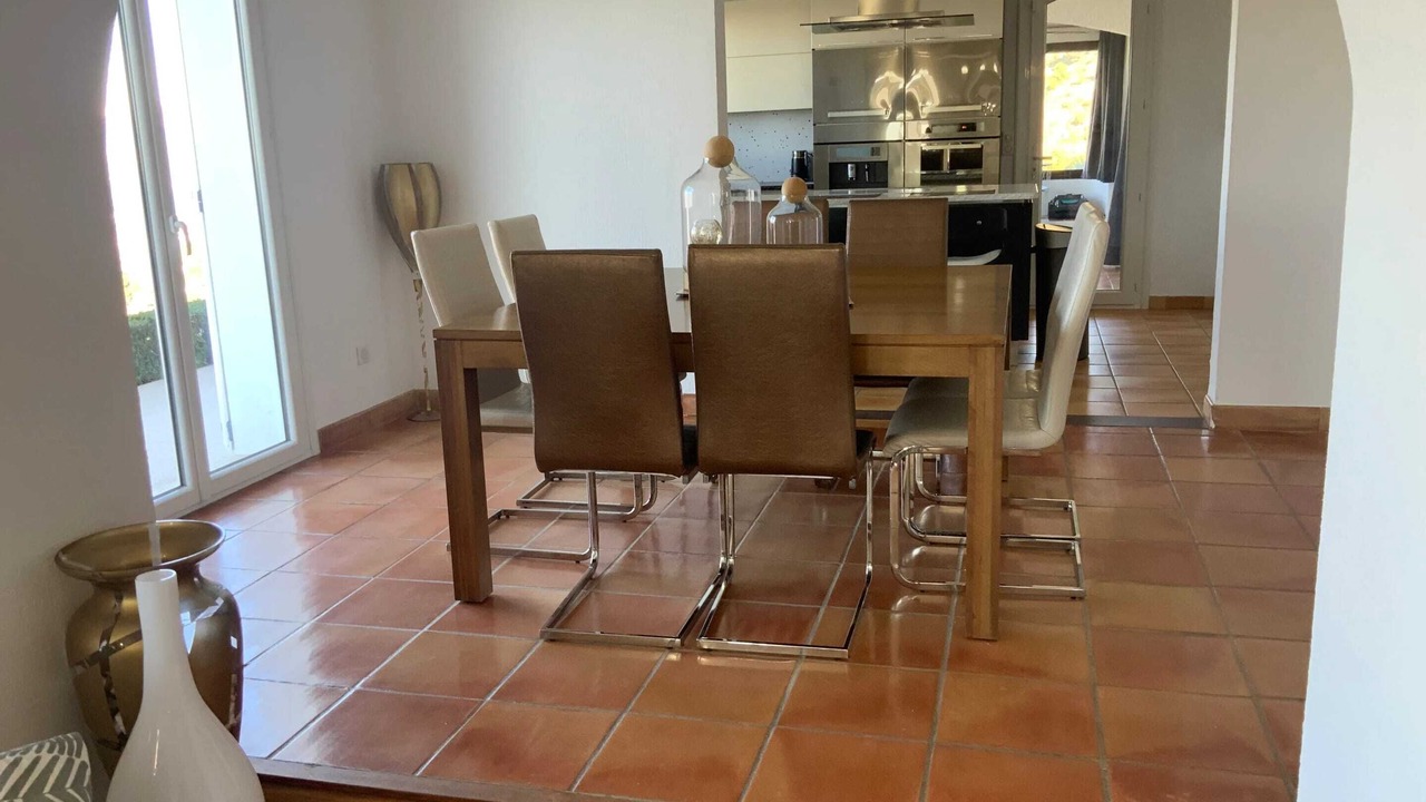 Photo of Livingroom in Aspremont