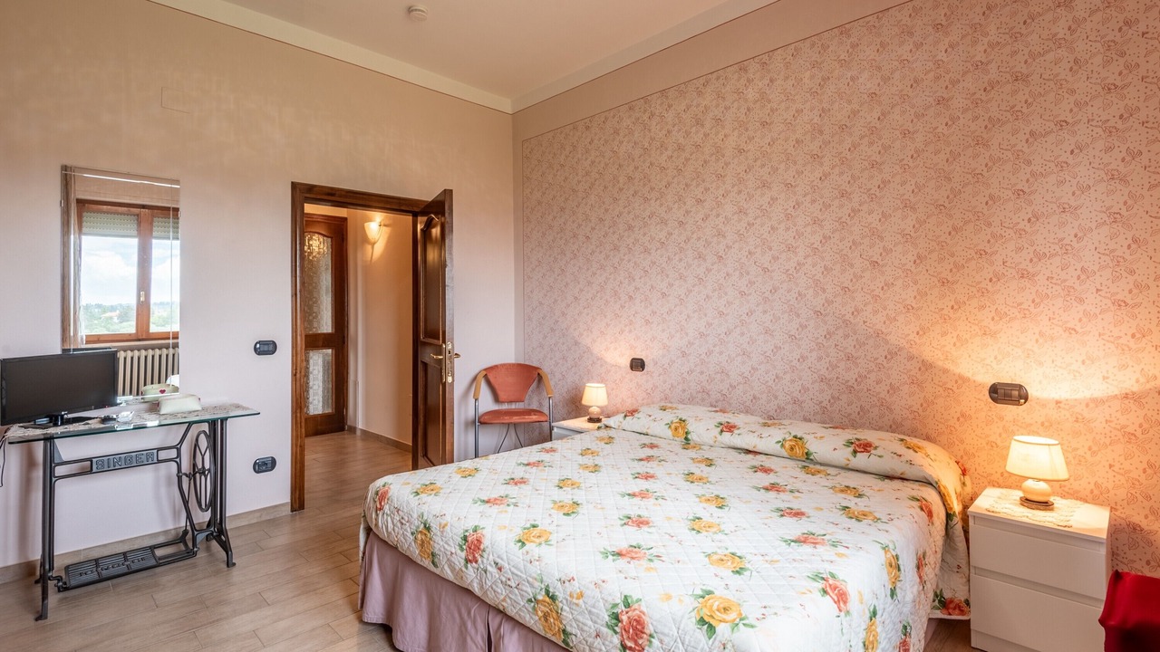 Photo of Bedroom in San Gimignano