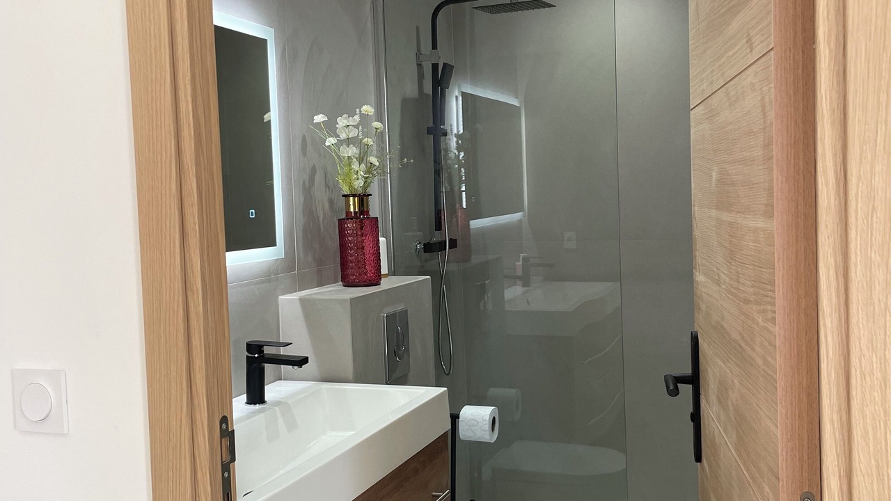 Photo of Bathroom in Antibes Old Town