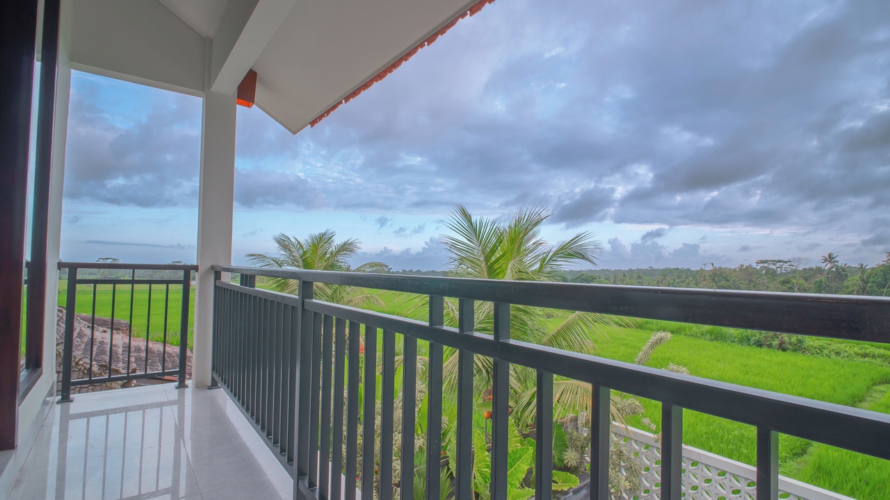 Photo of Patio Balcony in Kedewatan
