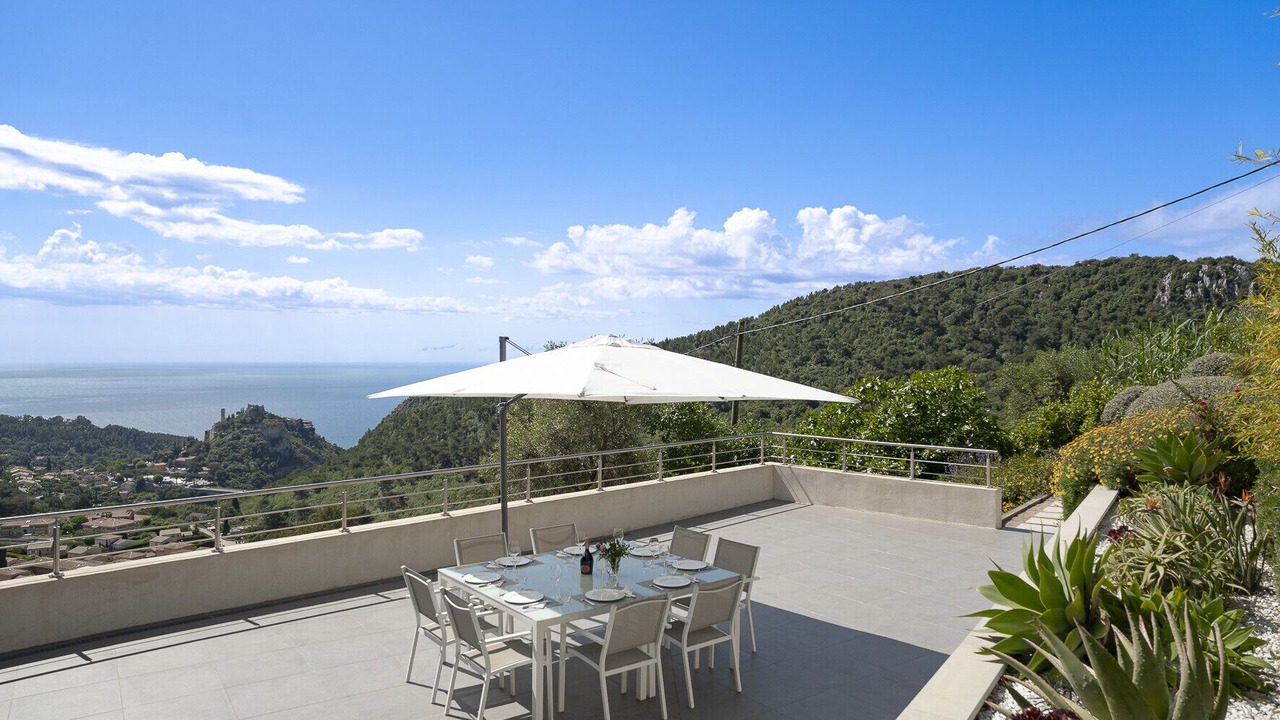 Photo of Others in Eze
