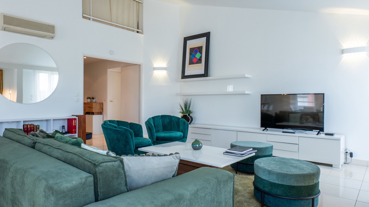 Photo of Livingroom in Prado - Republique