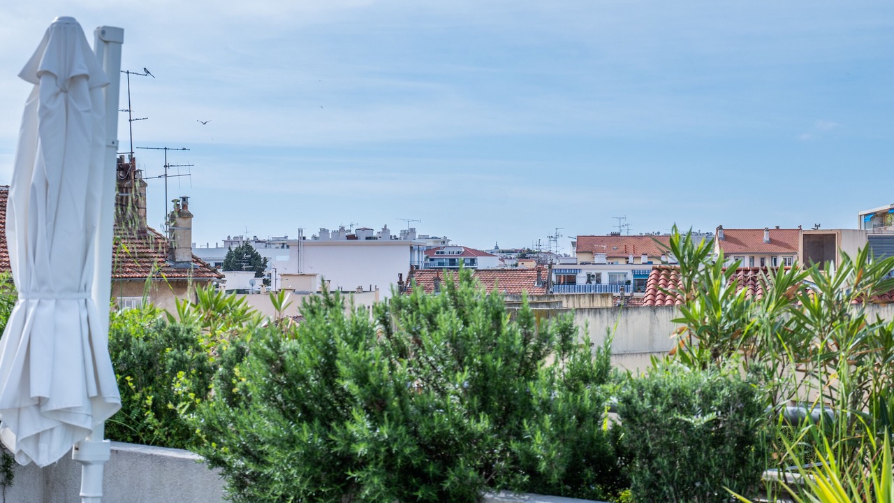 Photo of Outdoor in Prado - Republique