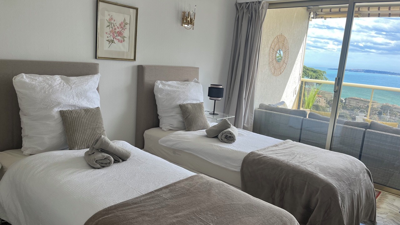 Photo of Bedroom in Cannes La Bocca